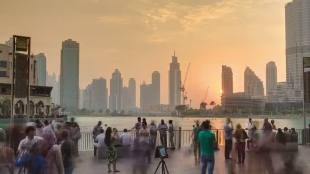 Dancing Fountains Downtown Man Made Lake Dubai Uae Timelapse Dubai — Vídeo de stock