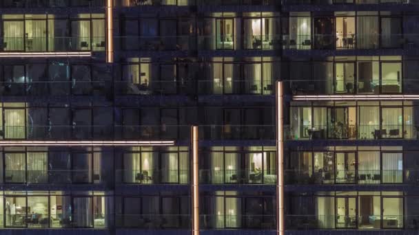 Плоская Ночная Панорама Многоцветного Света Панорамных Окнах Многоэтажных Зданий Воздушного — стоковое видео