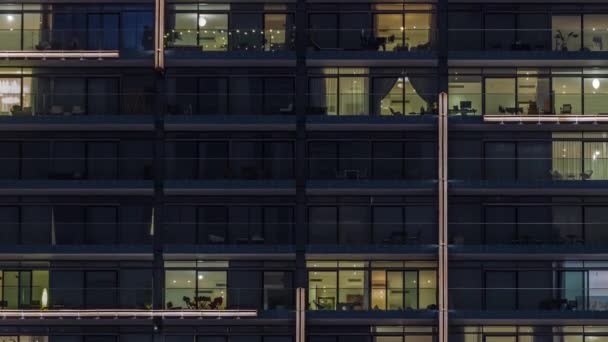 Panorama Noturno Plano Luz Multicolorida Muitas Janelas Panorâmicas Edifícios Vários — Vídeo de Stock