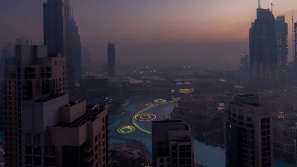 Ködös Reggel Downtown Dubai Éjszaka Hogy Nap Átmeneti Timelapse Futurisztikus — Stock videók