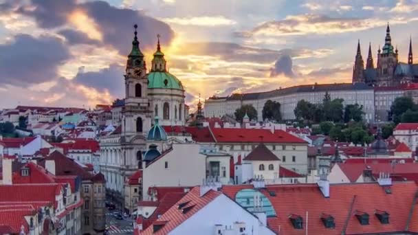 Zachód Słońca Nicolas Timelapse Dzielnicy Mala Strana Pradze Kolorowe Niebo — Wideo stockowe