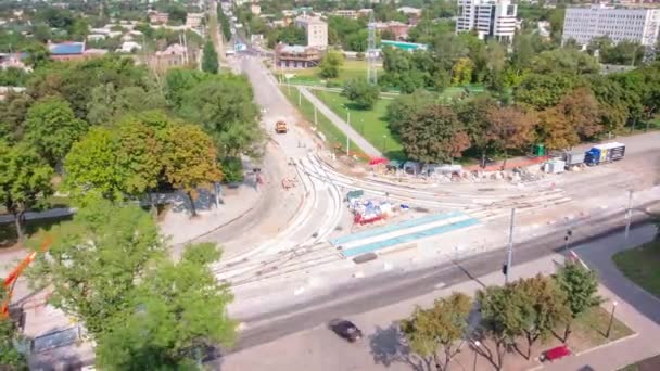 Reparatie Werkzaamheden Straat Timelapse Aanleg Van Nieuwe Tramrails Een Stadsstraat — Stockvideo