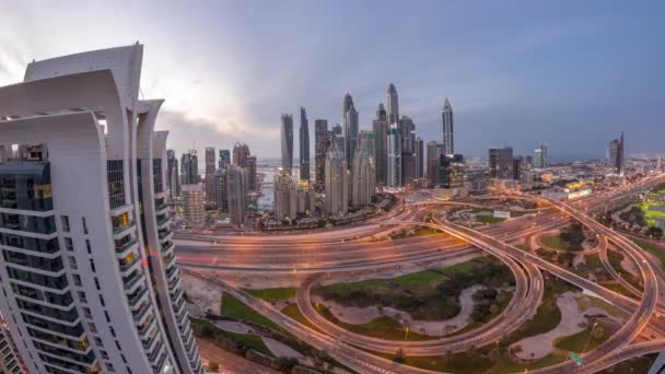 Panorama Dubai Marina Dopo Tramonto Autostrada Incrocio Spaghetti Incrocio Giorno — Video Stock