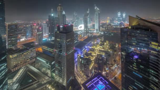 Panorama Arranha Céus Futuristas Com Luzes Desligando Centro Negócios Distrito — Vídeo de Stock