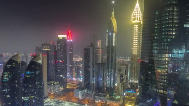 Centrum Finansowe Dubaju Oświetlonymi Luksusowymi Drapaczami Chmur Przez Całą Noc — Wideo stockowe