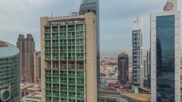 Πανόραμα Δείχνει Ντουμπάι Διεθνές Οικονομικό Κέντρο Ουρανοξύστες Περιπάτους Μια Πύλη — Αρχείο Βίντεο