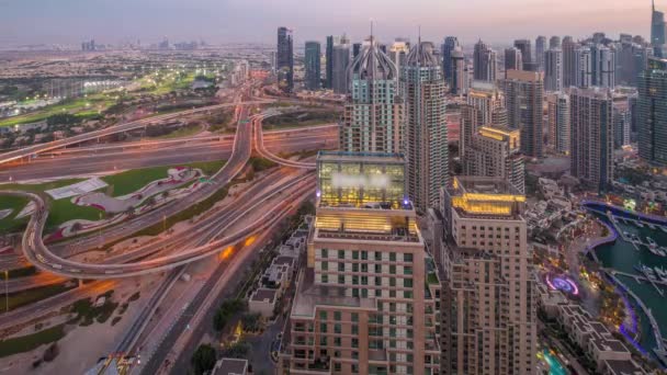 Dubai Marina Arranha Céus Jlt Longo Dia Aéreo Sheikh Zayed — Vídeo de Stock