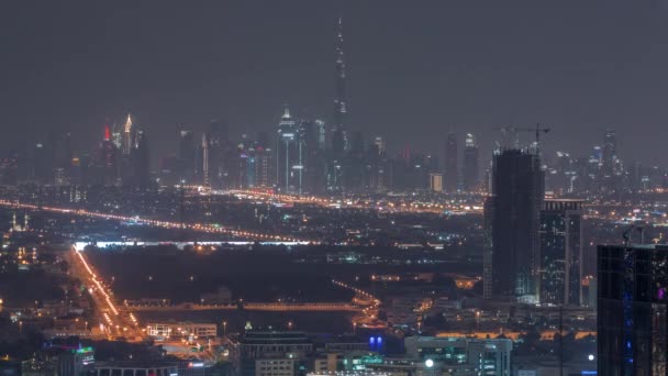 Dubai Downtown Finansowym Rzędem Drapaczy Chmur Najwyższą Anteną Wieżową Przez — Wideo stockowe