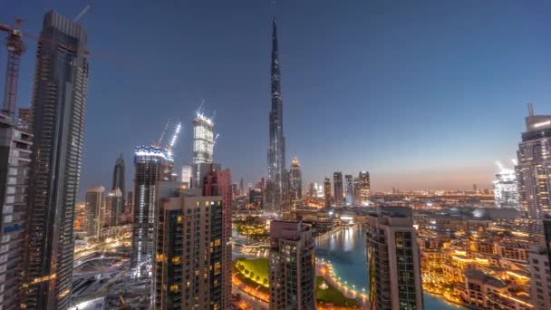 Dubai Céntrico Paisaje Urbano Con Rascacielos Más Altos Alrededor Noche — Vídeo de stock