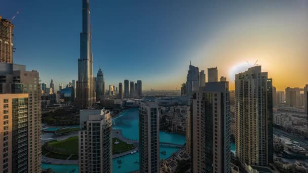 Dubai Downtown Cidade Paisagem Urbana Durante Nascer Sol Com Reflexos — Vídeo de Stock