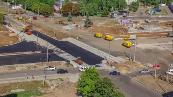 Vue Aérienne Dessus Revêtement Asphalte Rouleau Camion Sur Site Réparation — Video