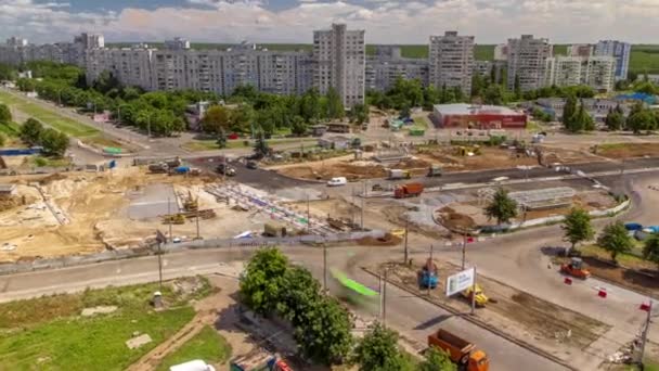 Letecký Pohled Velké Staveniště Silnic Několika Průmyslovými Stroji Panoramatický Timelapse — Stock video