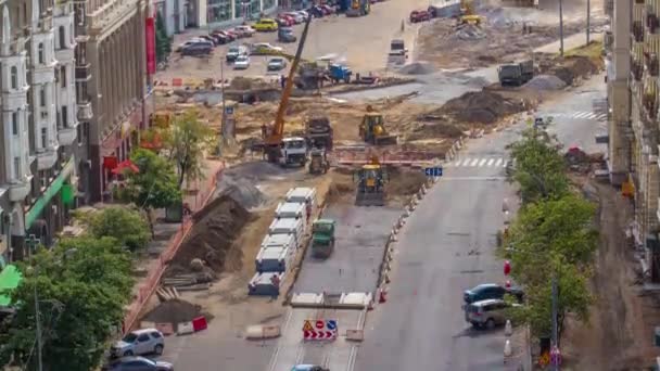 Cranes Excavators Working Earthmoving Open Pit Mining City Street Timelapse — Vídeo de stock