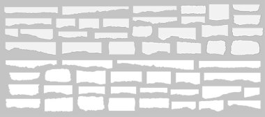 Gri arka planda izole edilmiş beyaz kağıt parçaları. Vektör illüstrasyonu