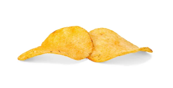 Close Van Twee Knapperige Chips Geïsoleerd Witte Achtergrond — Stockfoto