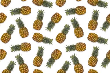 Beyaz arka planda olgun ananaslar olan kusursuz tekrarlayan desen. Tropikal egzotik meyveli gıda arka planı.