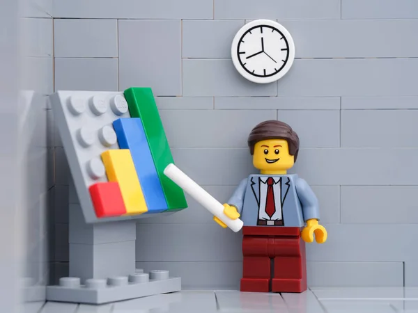 Tambow Russische Föderation November 2021 Lego Geschäftsmann Minifigur Zeigt Das — Stockfoto