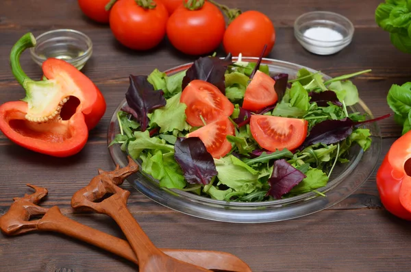 Verdure Fresche Cucinare Insalata Cena Tavola — Foto Stock