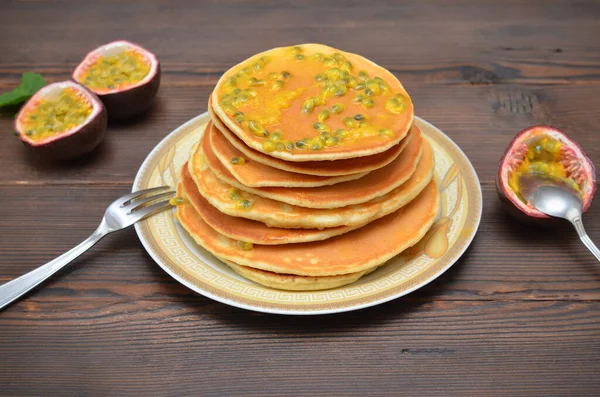 Stack Pancakes Passion Fruit Wooden Background — Stock Fotó