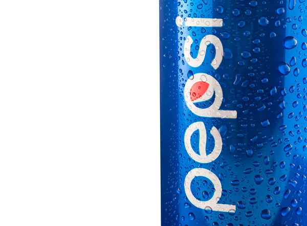 Close Can Pepsi Water Droplets Isolated White Background Russia Krasnodar — Stockfoto