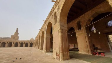 Kahire İskenderiye 'deki ünlü arkeolojik sitelerin güzel ve çeşitli resimleri, Luxor Siwa Marsa Matrouh Port, Mısır' ın