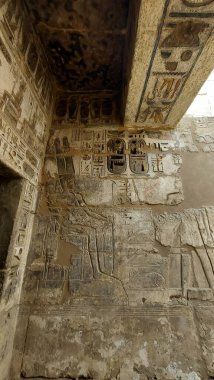 Kahire İskenderiye 'deki ünlü arkeolojik sitelerin güzel ve çeşitli resimleri, Luxor Siwa Marsa Matrouh Port, Mısır' ın