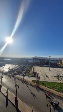 Kahire İskenderiye 'deki ünlü arkeolojik sitelerin güzel ve çeşitli resimleri, Luxor Siwa Marsa Matrouh Port, Mısır' ın