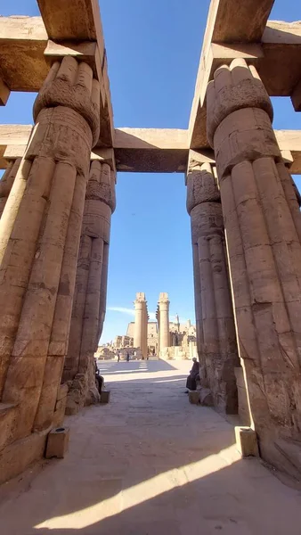 カイロの有名な考古学遺跡の美しく多様な写真アレキサンドリアアスワンルクソールシワマルサマトゥー港は言ったエジプト — ストック写真