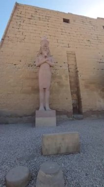 Kahire İskenderiye 'deki ünlü arkeolojik sitelerin güzel ve çeşitli resimleri, Luxor Siwa Marsa Matrouh Port, Mısır' ın
