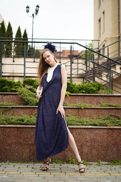 Beautiful Girl Standing Blue Long Dress Pose Model Summer Photo — Stock Photo, Image