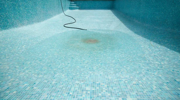 Mosaik Pool Füllung Nach Neuverfugung — Stockfoto