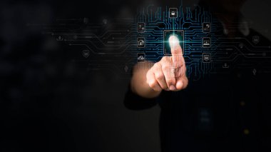 Özel bir sisteme erişmek için. Biyometrik parmak izi taraması güvenli ağ erişimini sağlar. Bir dizüstü bilgisayarda, bir kişi parmak izi doğrulama teknolojisi kullanıyor..