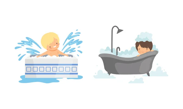 Pequeño niño en bañera con espuma salpicadura y baño conjunto de vectores — Vector de stock