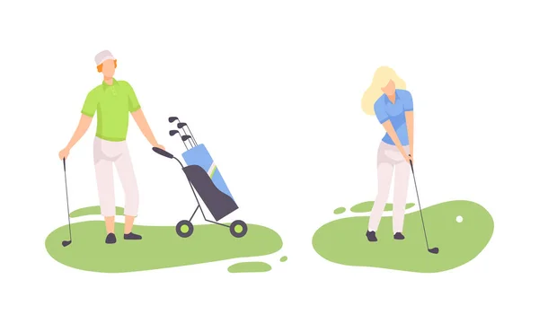 Jeune homme et femme sur la pelouse verte jouant au golf comme ensemble vectoriel de jeu de sport club-and-ball — Image vectorielle