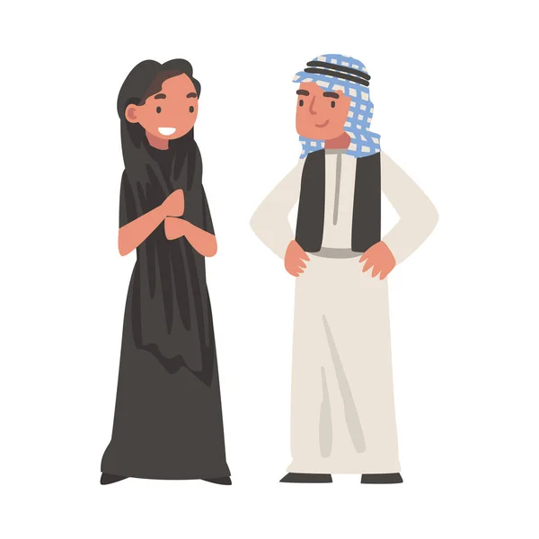 伝統的なイスラム教徒のドレスと長い流れるような衣服のベクトルのイラストに立つアラブの男と女 — ストックベクタ