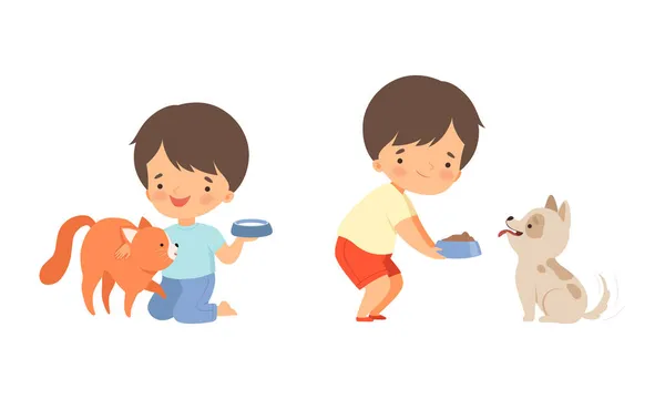 小さな男の子の餌犬と猫ペットベクトルセット — ストックベクタ