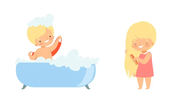 Little Boy and Girl Bathing in Bathtub with Foam and Combing Hair Vector Set - Stok Vektor