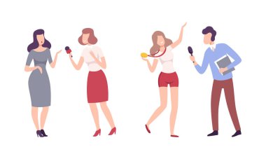 Erkek ve Kadın Gazeteci Halkla Röportaj Karakter Vektörü Seti