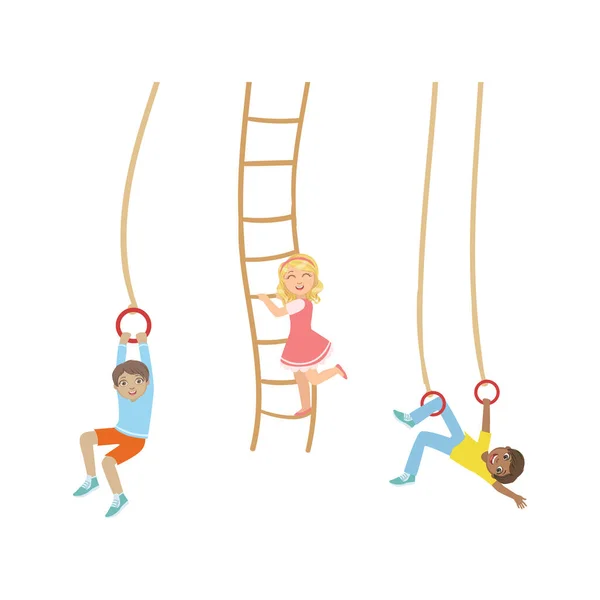 Pequeños niños colgando en la escalera de cuerda y anillo columpiante conjunto de vectores — Archivo Imágenes Vectoriales