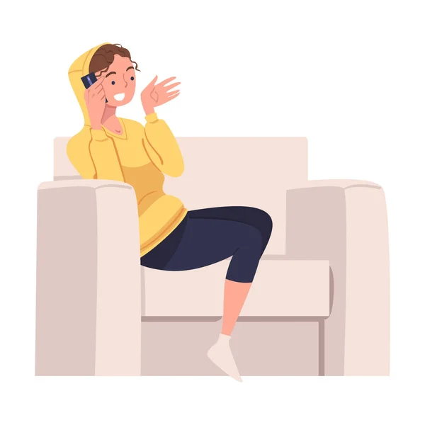 Mulher Personagem Sentado em Poltrona com Smartphone e Falando Sofrendo de Internet Vício Vector Ilustração — Vetor de Stock
