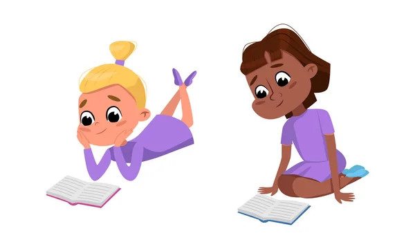 Kinderen Die Boeken Lezen Leuke Meisjes Leren Genieten Van Het — Stockvector