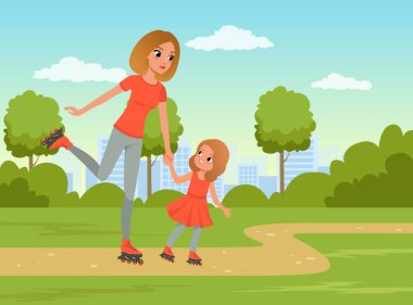 Mutlu Anne ve Kızı Parkta Paten Kayıyor Spor Etkinliği Gösterisinin tadını çıkarıyor
