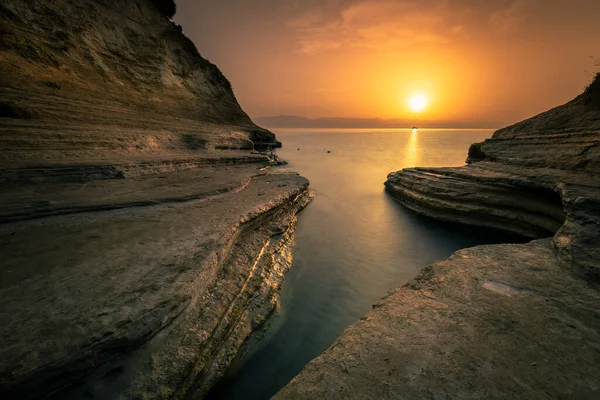 Nascer Sol Espetacular Sobre Bela Baía Cabo Drastis Ilha Corfu — Fotografia de Stock