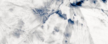 Gümüş Kirli Sanat Ressamlığı. Kirli Sanat Arkaplanı. Suluboya Baskı. Banner 'a su sıçrat. Kravat boyası. Çivit yağışlı sanat baskısı. Banner 'ı fırçaladım. Gri Kova dokusu. Mavi Kravat Boyalı Yama.