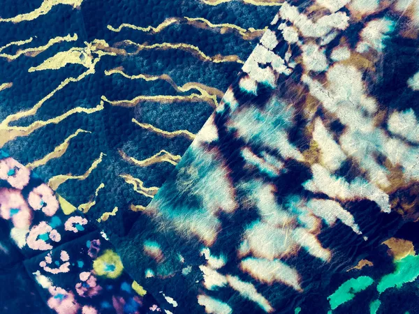 Mor Kirli Sanatlar Boyama. Kirli Sanat Arkaplanı. Aquarelle dokusu. Suluboya Baskı. Koyu mavi kravat boyalı batik. Dişlerimi fırçaladım. Boya yamalı kravat. Çivit yağışlı sanat baskısı. Banner 'ı fırçaladım. Mavi