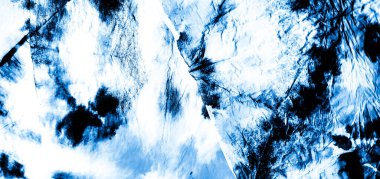 Mavi Sanatsal Kirli Sanat. Kirli Sanat Ressamlığı. Islak Sanat Yazıcısı. Aquarelle dokusu. Banner 'a su sıçrat. Beyaz suluboya baskı. Parlak kravat boyası. Banner 'ı fırçaladım. Kravat boyası. Koyu Mavi