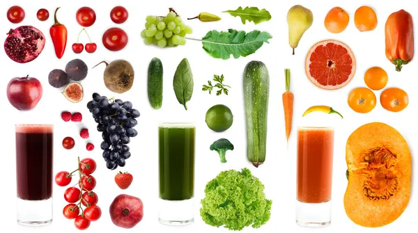 Szklanki soku czerwonego, zielonego i pomarańczowego oraz produkty według kolorów — Zdjęcie stockowe