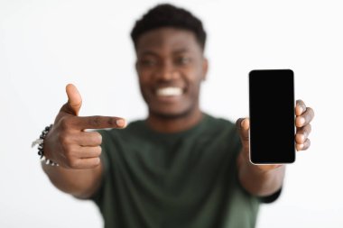 Boş ekranlı cep telefonuna seçmeli odaklan