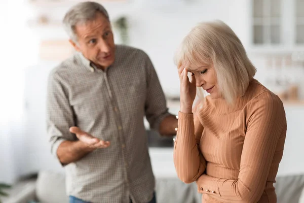 Aggressive Senior Husband Shouting At Wife Having Quarrel At Home — Zdjęcie stockowe