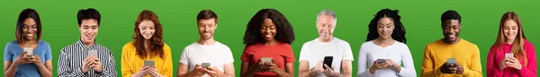 Szerkentyűhasználók Set Többnemzetiségű Emberek Okostelefonok Felett Zöld Háttér Boldog Multikulturális — Stock Fotó